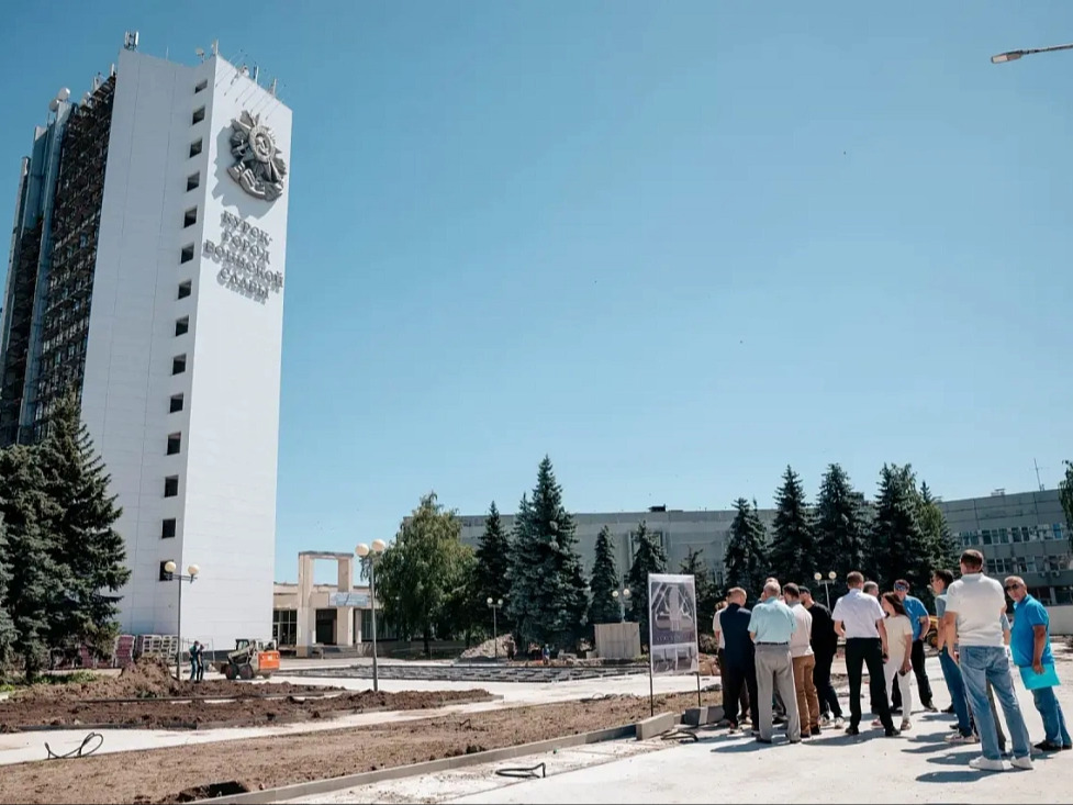 В Курске продолжают реконструкцию мемориала «Памяти павших в Великой Отечественной войне 1941-1945 гг.».